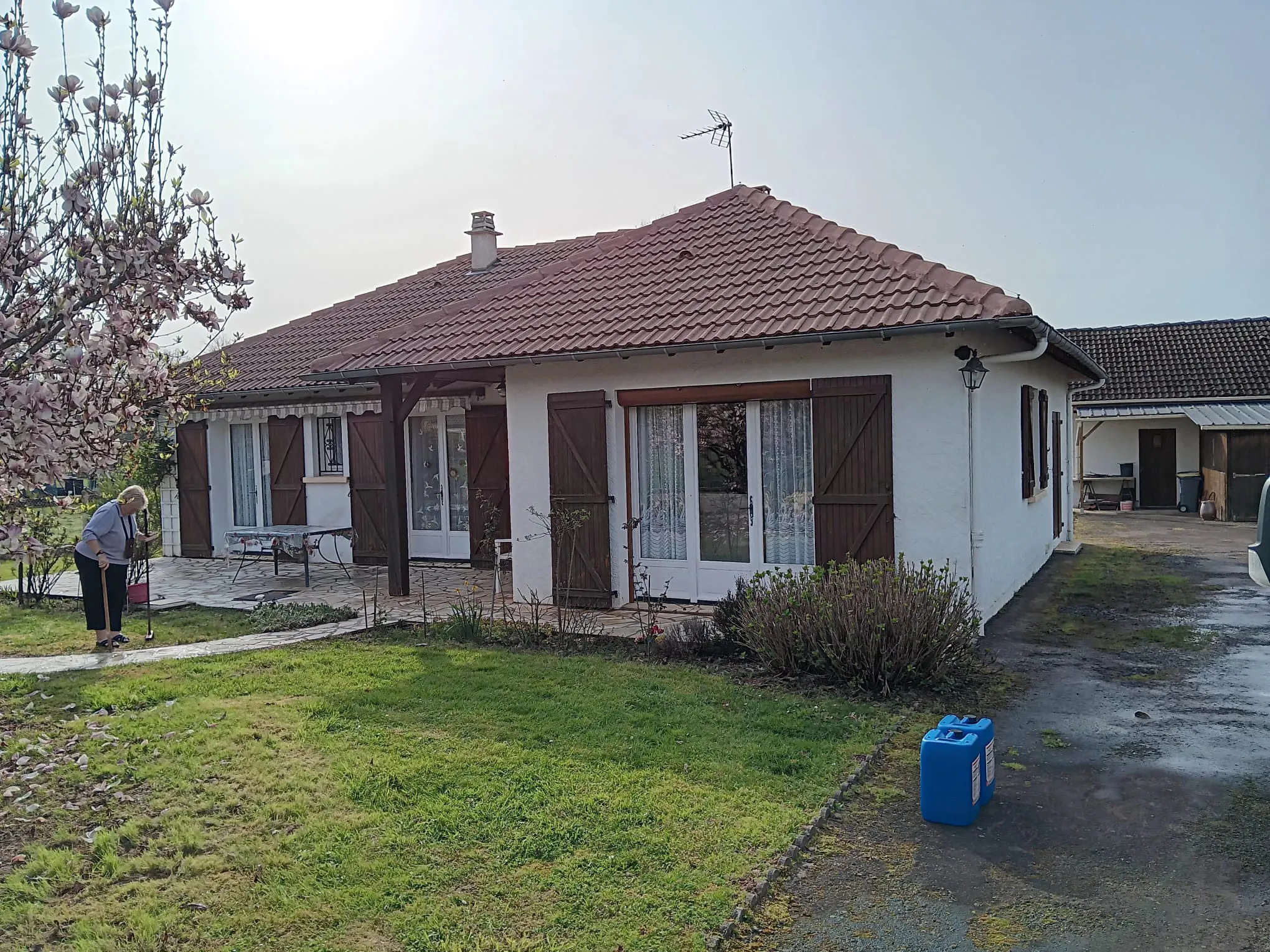 Après : Nettoyage et démoussage de toiture en Corrèze